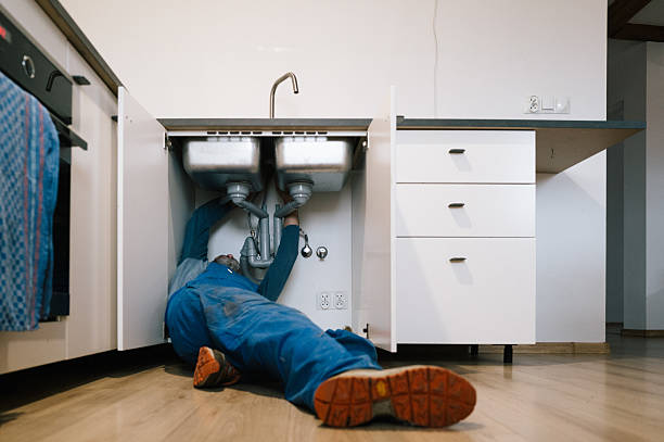 Professional Pipe Repair technician working in Lacona, IA